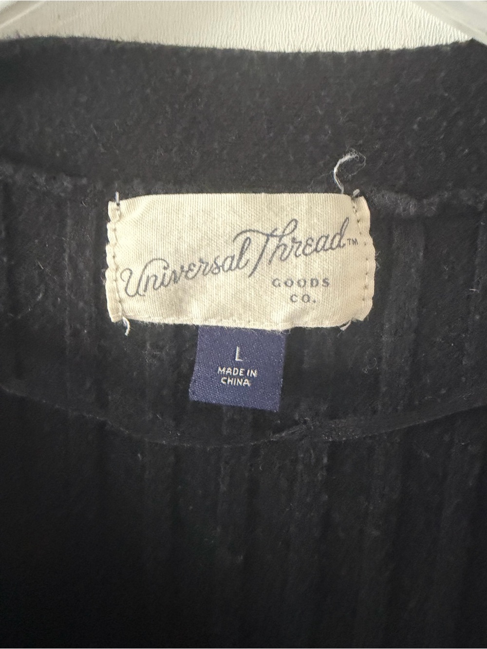 Universal Thread Black Ribbed V-Neck Button-Up Cardigan - Picture 3 of 3